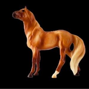 Breyer Horse‎ Brown